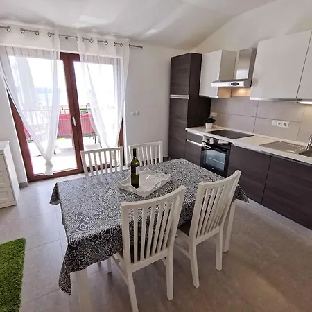 In 34973 Apartament *