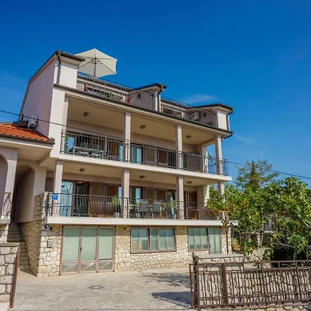 In 34973 Apartament Crikvenica